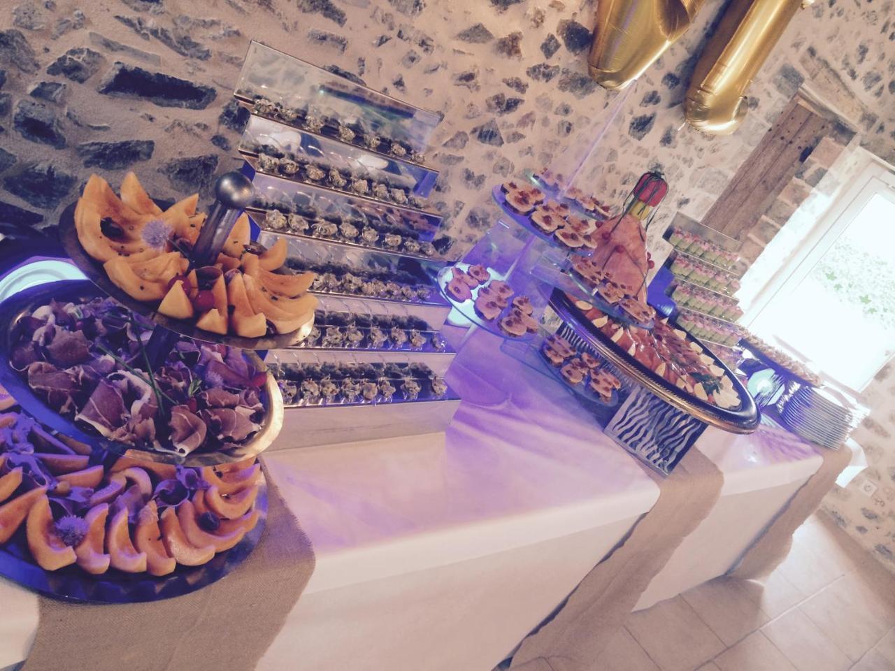 Le Relais Hotel Saint-Quentin-les-Anges Luaran gambar