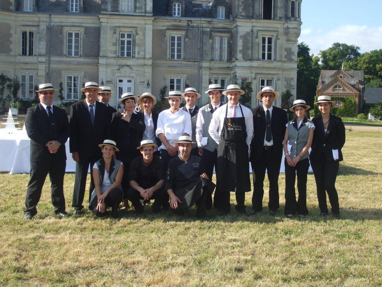 Le Relais Hotel Saint-Quentin-les-Anges Luaran gambar